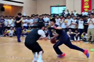 如果他真有14歲！如此籃球天賦，再過幾年可以去參加NBA選秀了
